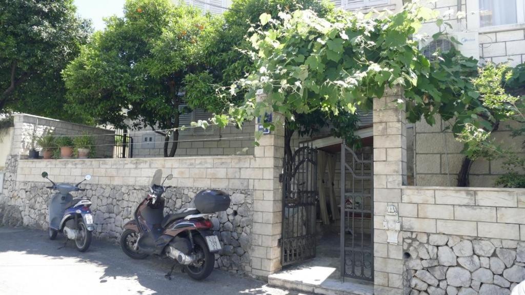Apartment Wild Orange Ντουμπρόβνικ Εξωτερικό φωτογραφία